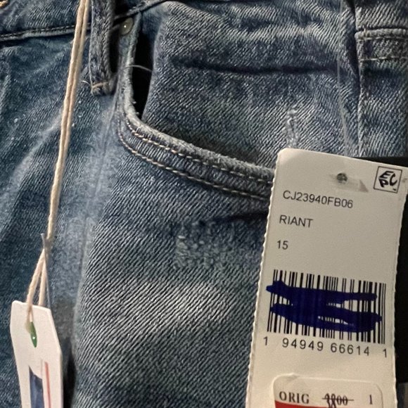 Macy's RE generation by Celebrity Pink Jeans - Picture 4 of 8